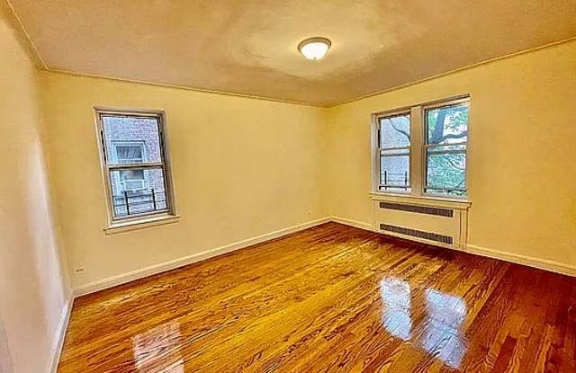 205 E 17th St photos photos