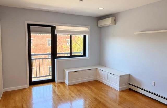 84-05 Queens Boulevard Gallery 3
