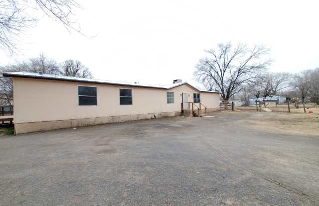 4 Bed, 3 Bath Home Available in Bosque Farms! photos photos