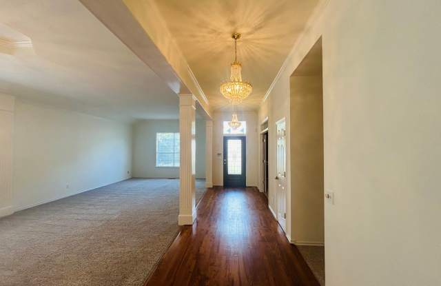 Gorgeous custom home in Southern Pointe IV with inground pool! Gallery 4