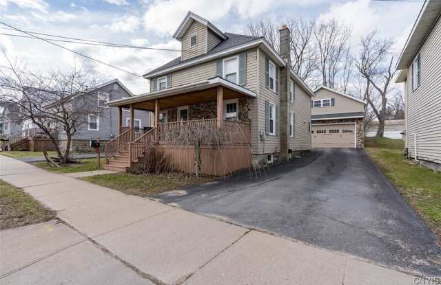 5383 Bostwick Street photos photos
