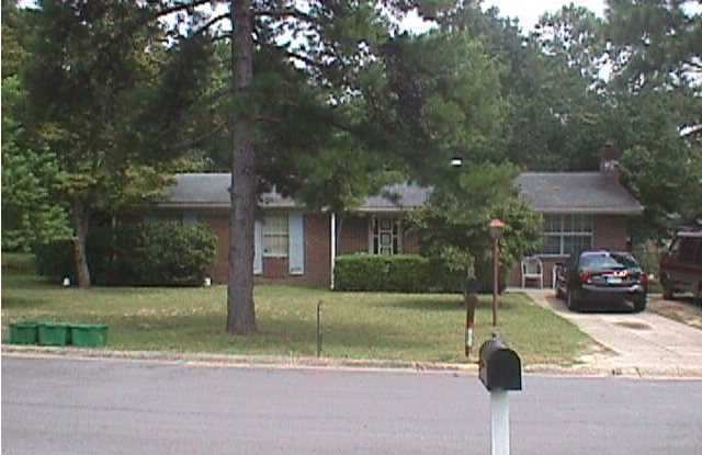 205 Amelia - 205 Amellia Place, Crestview, FL 32539