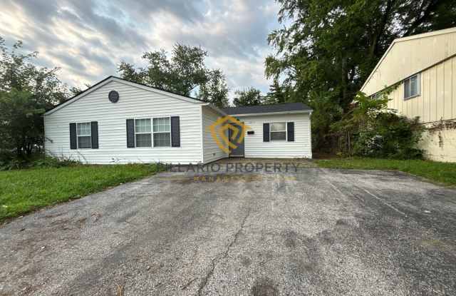 4 Bedroom and 1 Bathroom Near Lawrence, Available NOW! Gallery 1