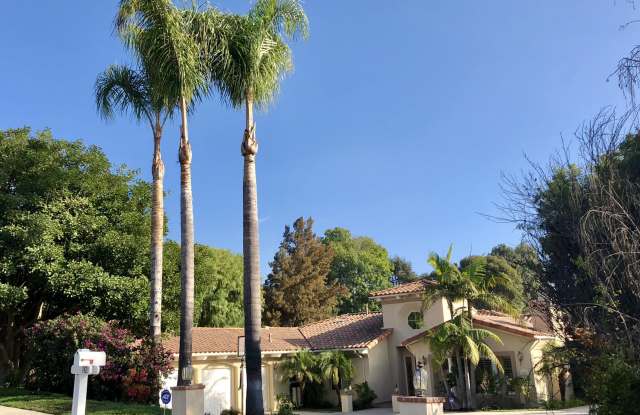 1421 Pleasant Oaks Place Gallery 3