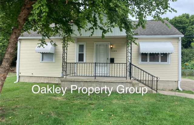 Cute House in Quiet Cul-de-Sac photos photos