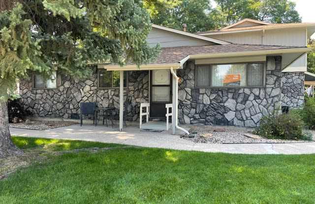 1001 Strachan Drive photos photos