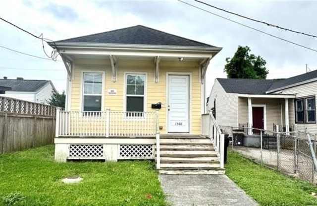 1566 N JOHNSON Street photos photos