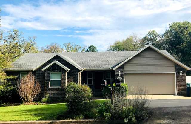 3 bedroom 2 bath centrally located - fenced yard - 2 carG photos photos