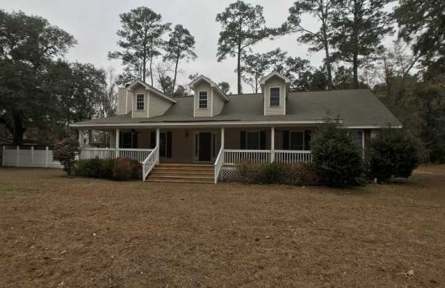 Three Bedroom Home off Ferguson Avenue photos photos Three Bedroom Home off Ferguson Avenue photos photos