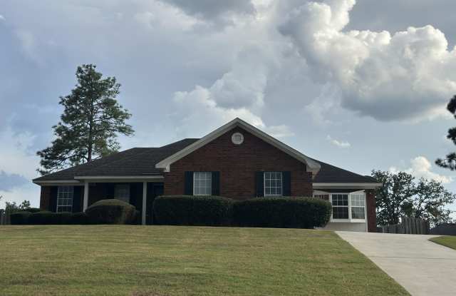 2606 Clarkston Court Gallery 1