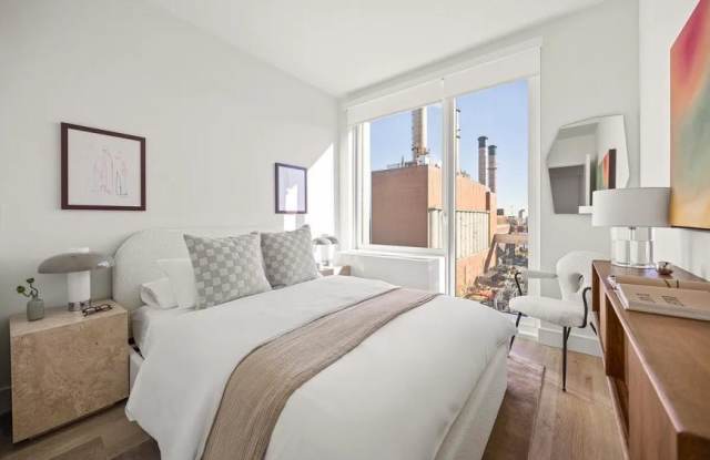 644 E 14th Street photos photos