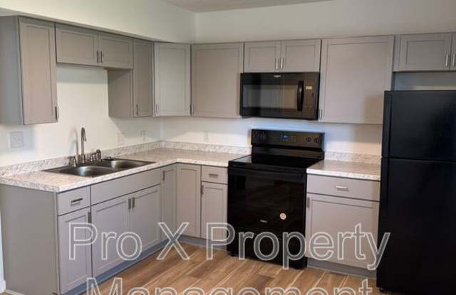615 East Bain Street photos photos