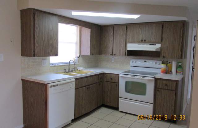 9825 Gray Fox Ln Gallery 3