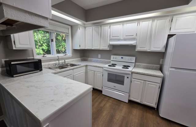 3406 Alpine Court Gallery 4