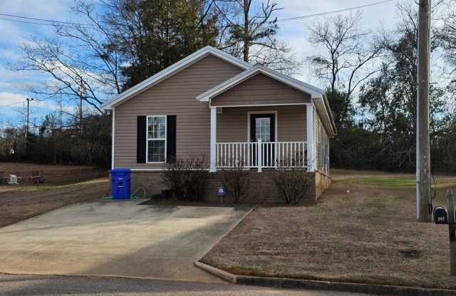 207 Corman Ave photos photos