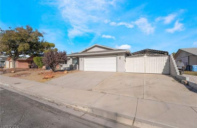 4302 Skywalker Avenue Gallery 2