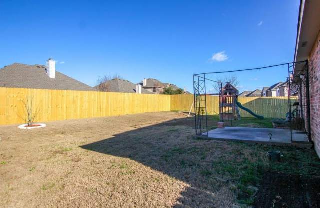 930 Cedar Creek Drive Gallery 2