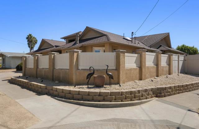 6811 Boxford Drive Gallery 2