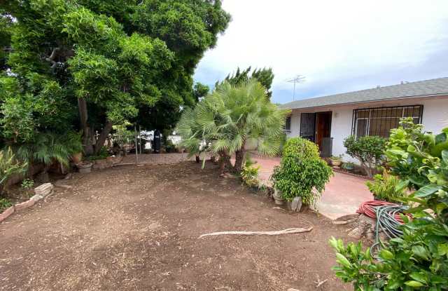 3BR/2BA Single-Family House photos photos