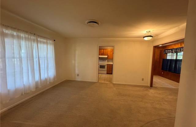 1464 Robin Lane Gallery 4