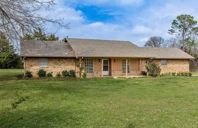 629 Fm 697 photos photos