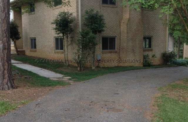 200 Sardis Road North - 2 Gallery 2