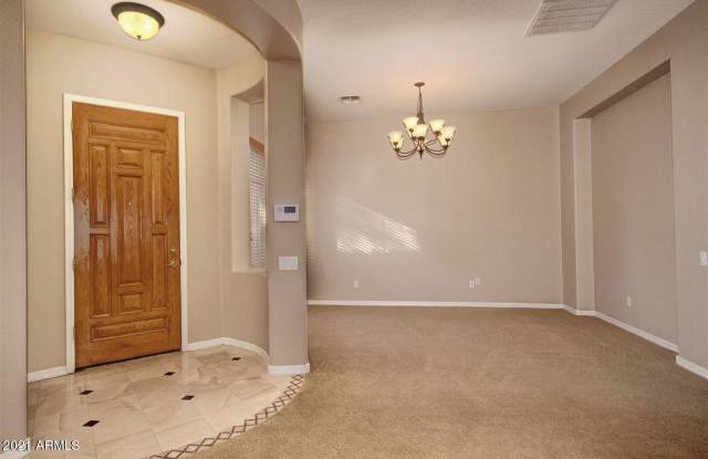 842 E TORREY PINES Place Gallery 4