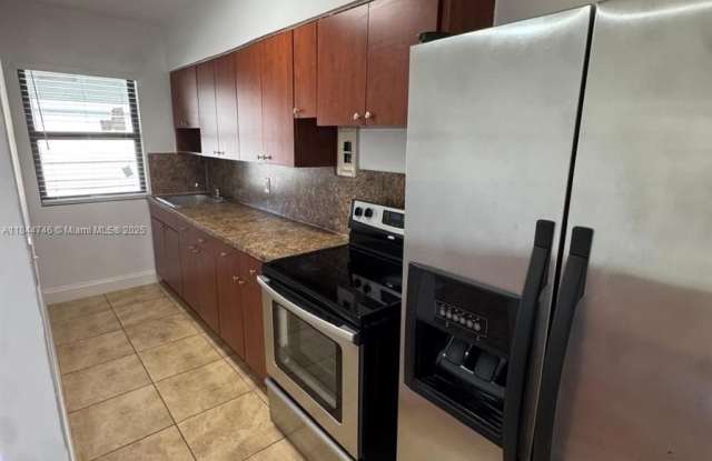 505 NE 82nd St photos photos