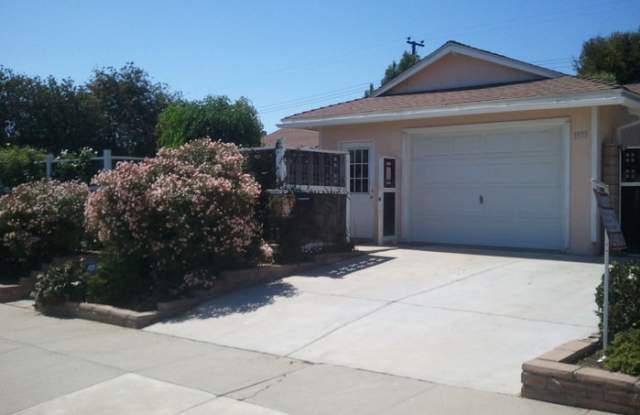 1933 Loma Drive - 1933 Loma Drive, Camarillo, CA 93010