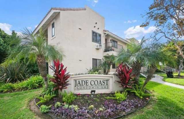 HUGE 2 bed Luxury condo, AC, W/D, tons of upgrads move in specials! photos photos