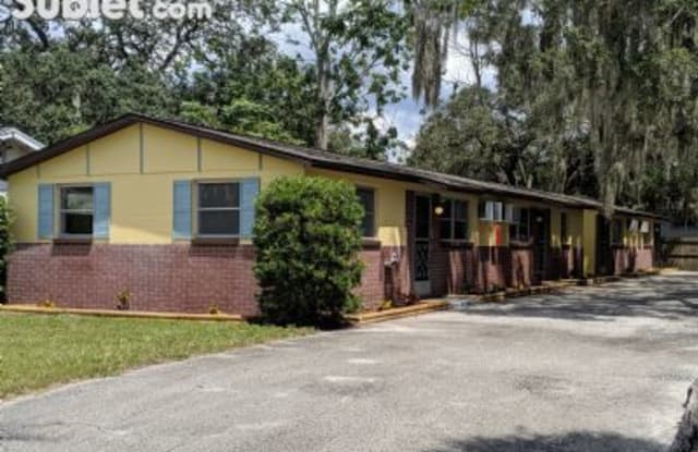 228 8th Ave N - 228 8th Avenue North, Safety Harbor, FL 34695