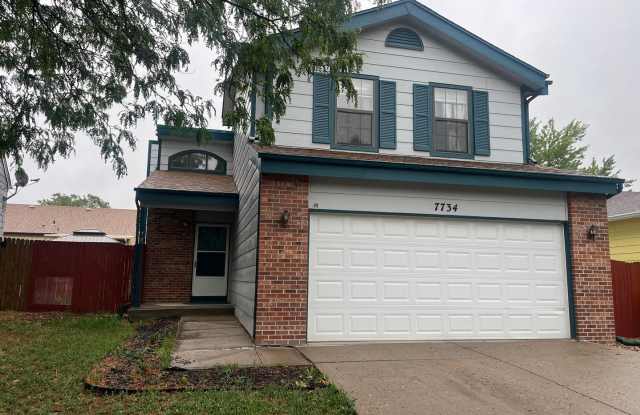 Beautiful 3 bed 2 1/2 bath with 2 car garage! (NEW PICTURES TO COME!!) photos photos