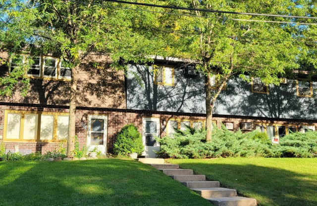 111 ARTHUR Avenue - 111 Arthur Avenue, Fox Lake, IL 60020