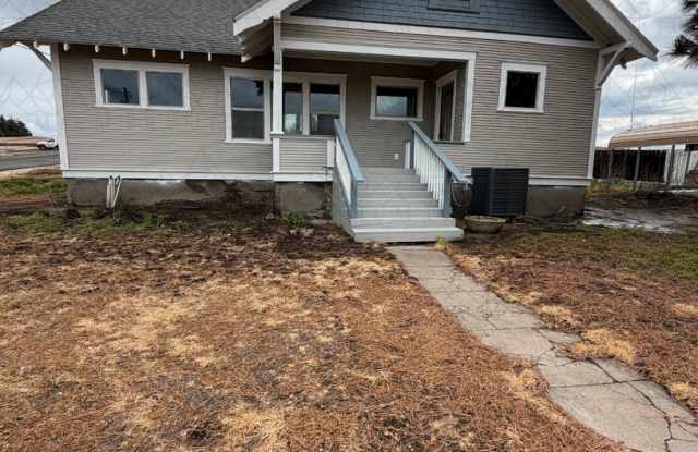 BEAUTIFUL 3 BED 1 BATH HOME! photos photos