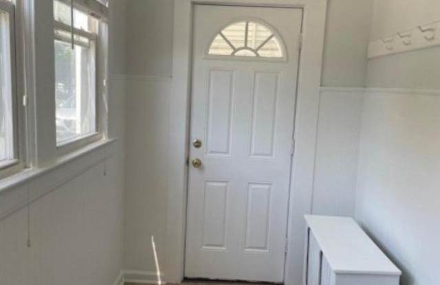 150 Lincoln Ave photos photos