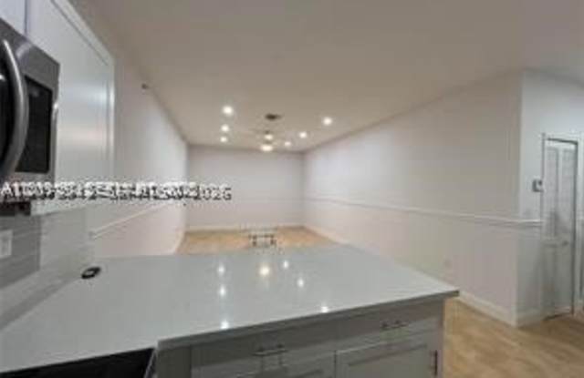 2734 Bird Ave Gallery 4