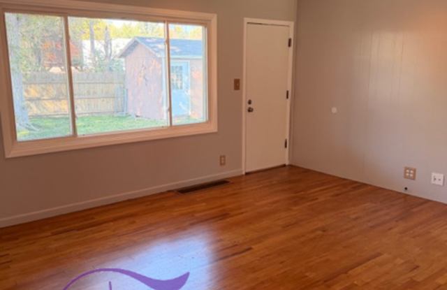 2818 Hanway Avenue Gallery 2