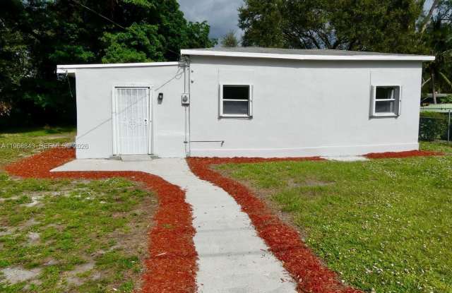 2275 NW 99th Ter photos photos 2275 NW 99th Ter photos photos