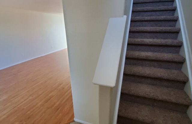 3660 West 25th Street Gallery 4
