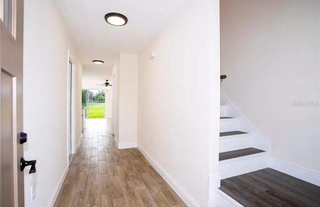 2637 Hunt Club Lane - 1 Gallery 3