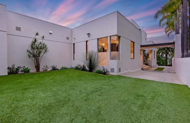 9405 Sierra Mar Pl Gallery 4