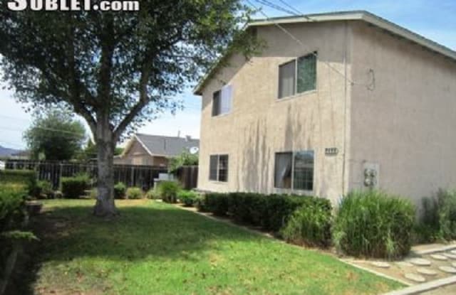 9664 Maccool Ln - 9664 Maccool Lane, Santee, CA 92071