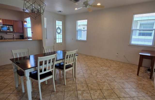 Four-bedroom three bath residential condo in Cottages at Kulamalu Gallery 1