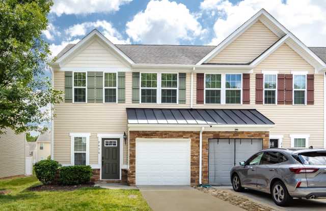 2436 Silverthorn Dr. photos photos