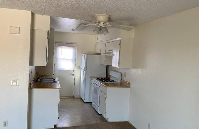 2924 Diamond Street photos photos