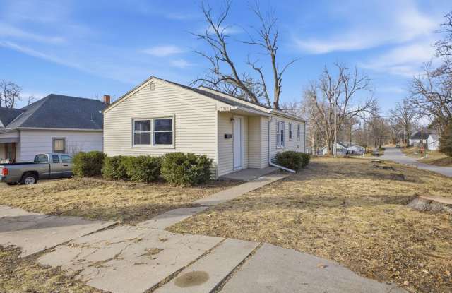 Updated 2 Bed, 1 Bath Home with Modern Finishes  Off-Street Parking photos photos