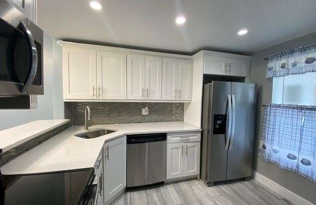 5980 NW 64th Ave photos photos