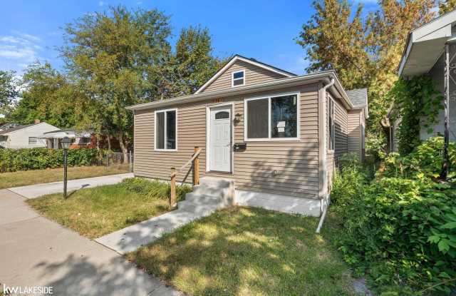 8281 Meadow Avenue Gallery 3
