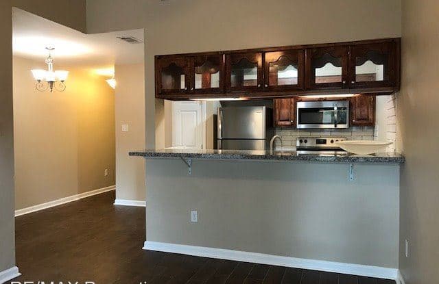 15714 Riverdale Ave. East Gallery 2