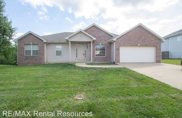 212 Jackal Dr. - 212 Jackal Drive, Columbia, MO 65202